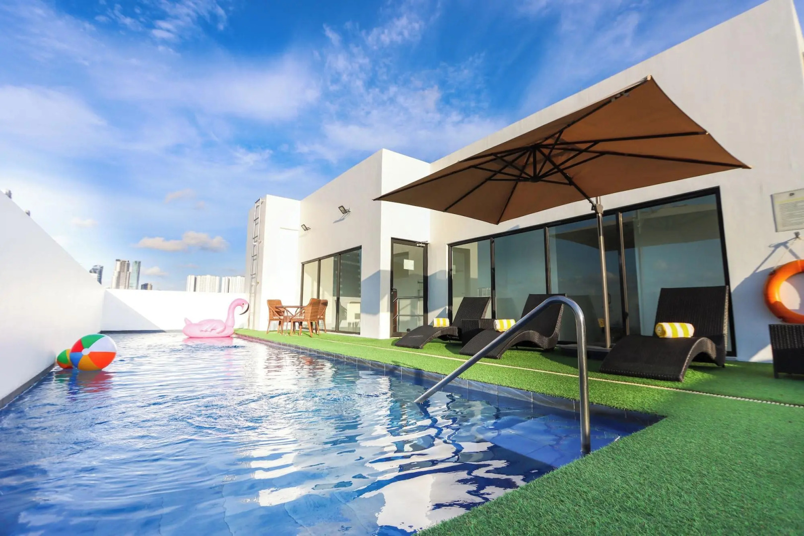 Photo - Privato Makati