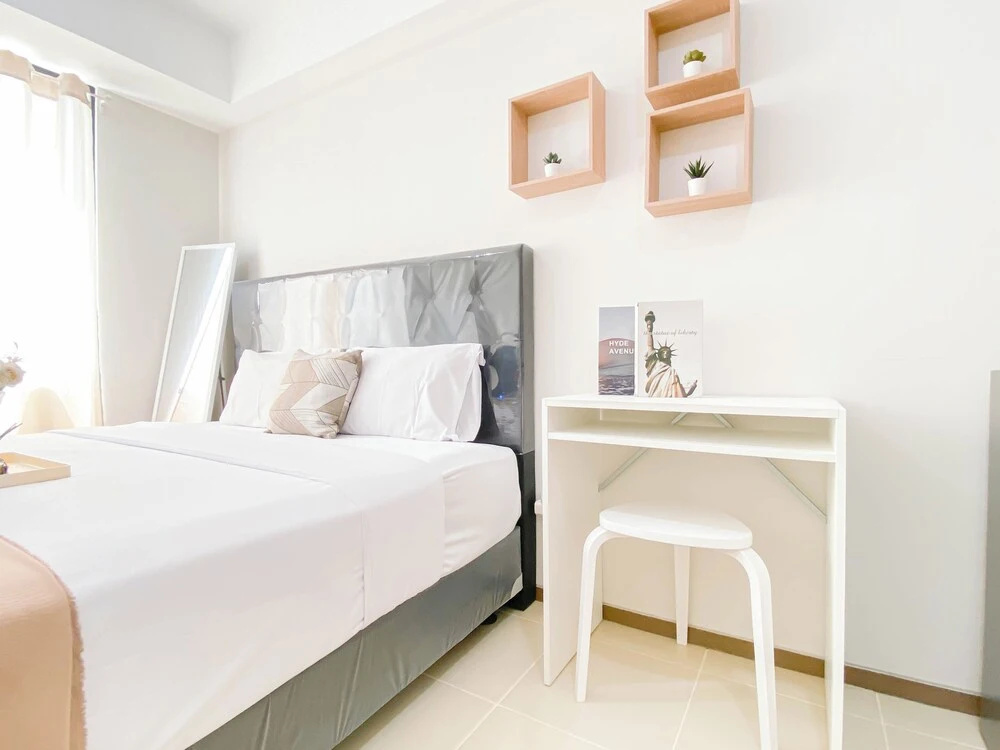 Simple Studio Room At Meikarta Apartment Near Aeon Delta Mas