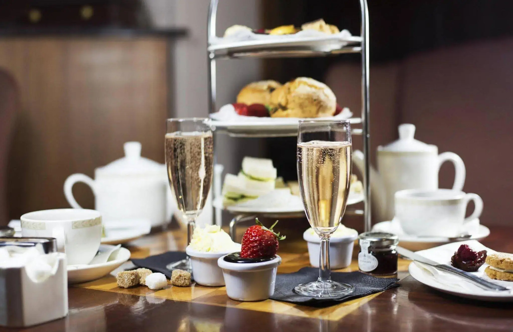 Photo - The Royal Highland Hotel