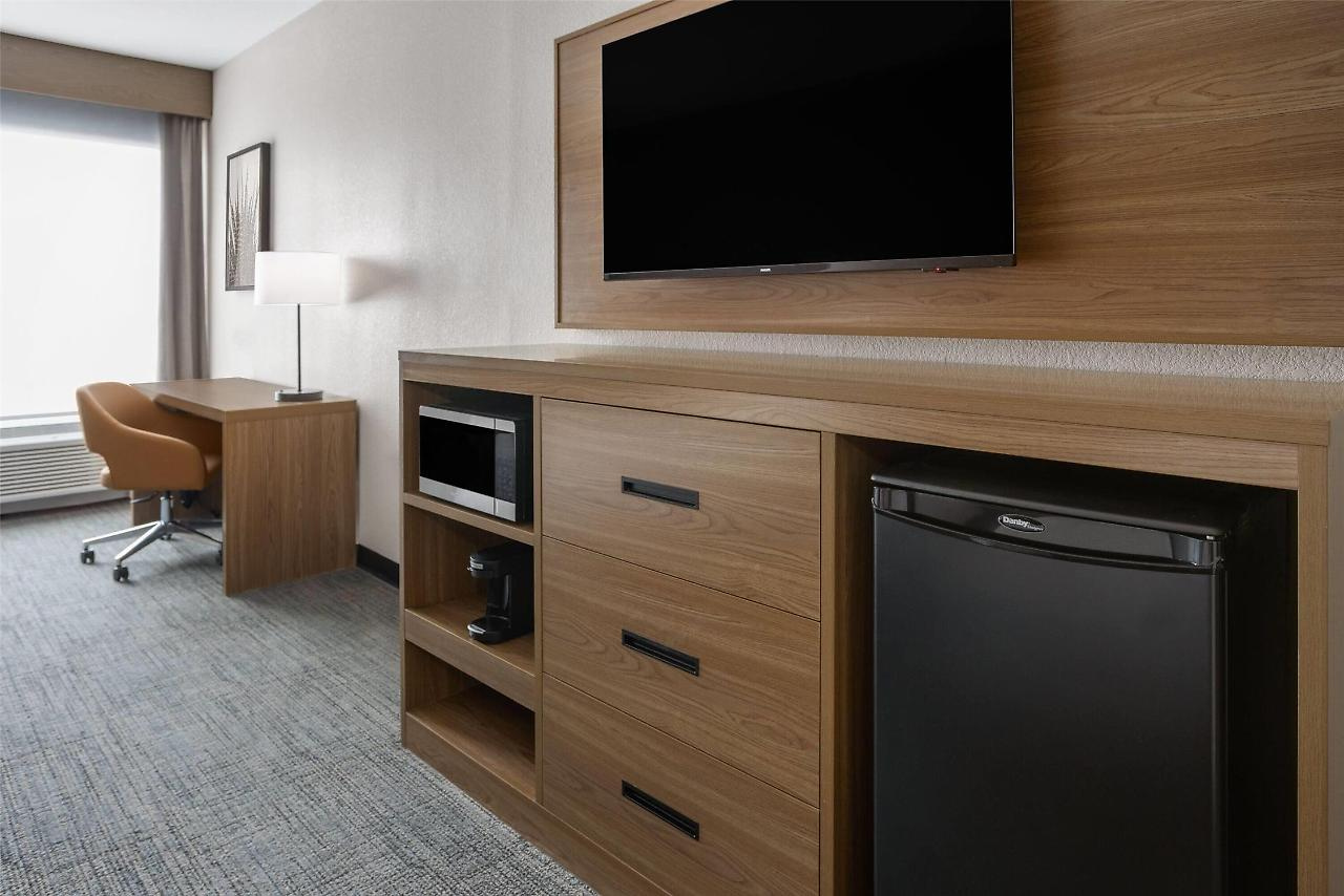 Photo - La Quinta Inn & Suites by Wyndham Phoenix West / Glendale