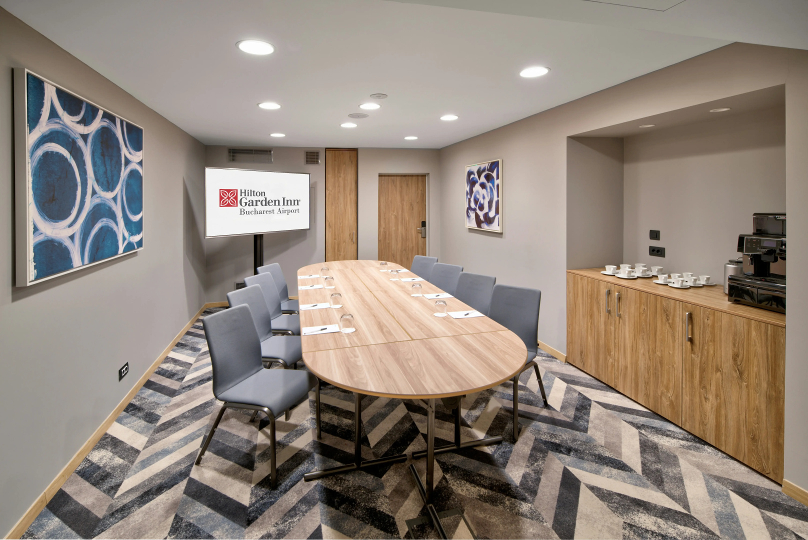 Photo - Hilton Garden Inn Bucharest Airport