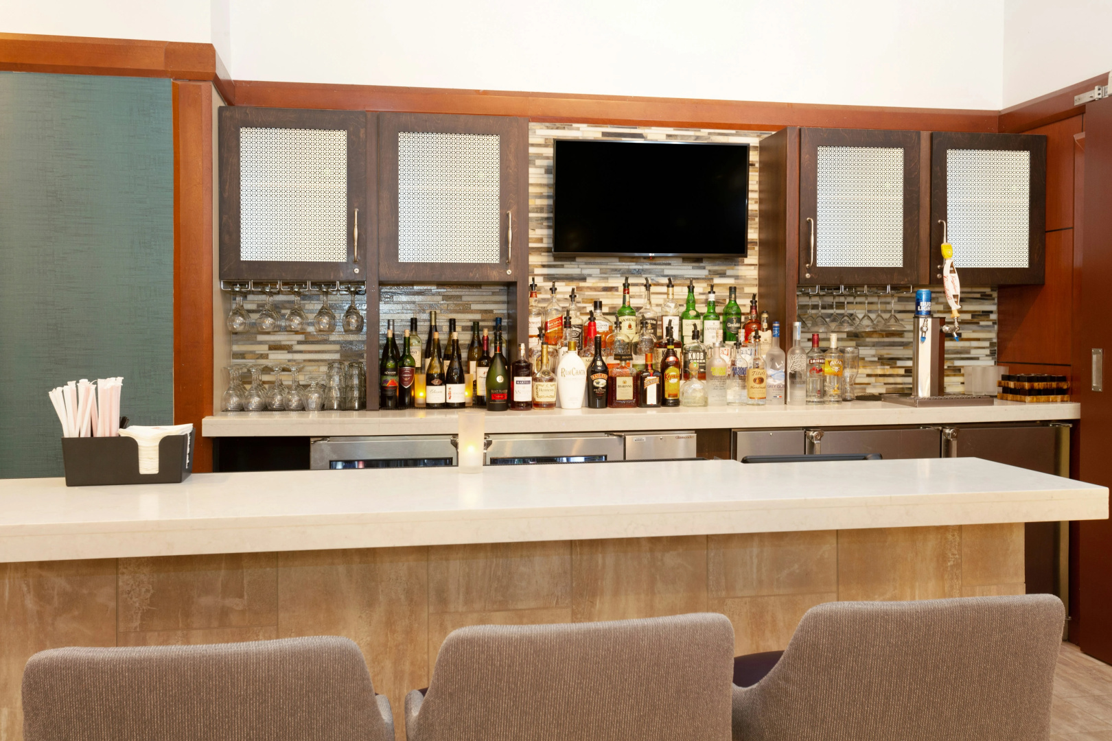Photo - Hilton Garden Inn Chicago North Shore/Evanston