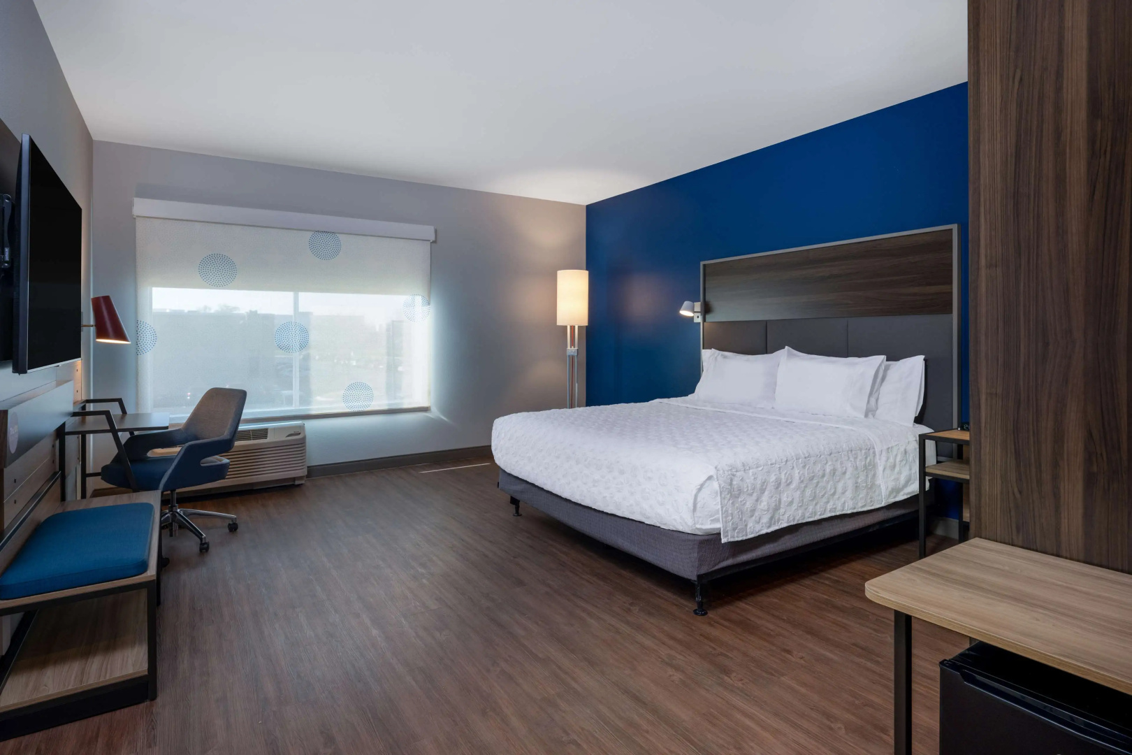 Photo - Tru by Hilton Naperville Chicago