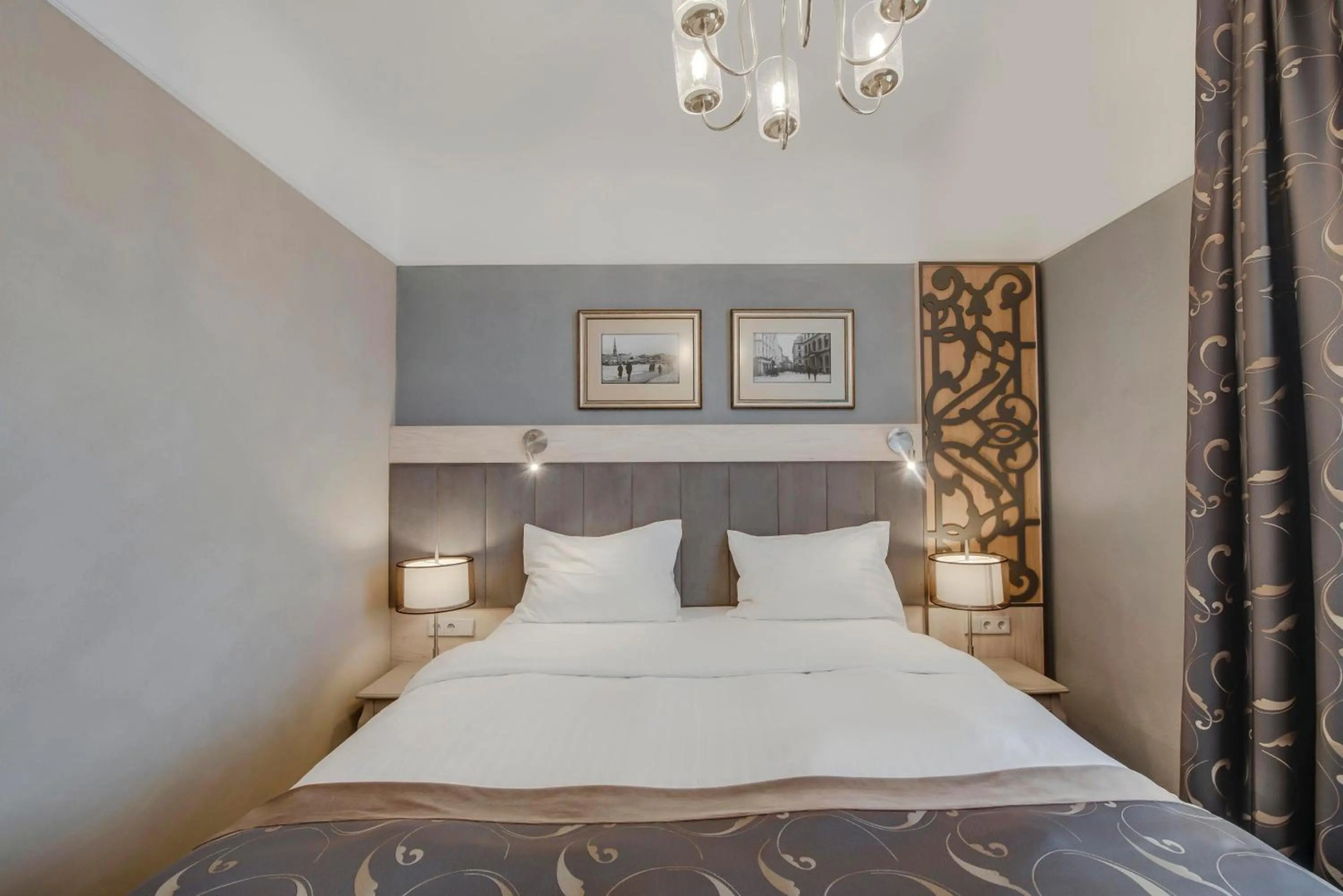 Отель Eurostars Metropole