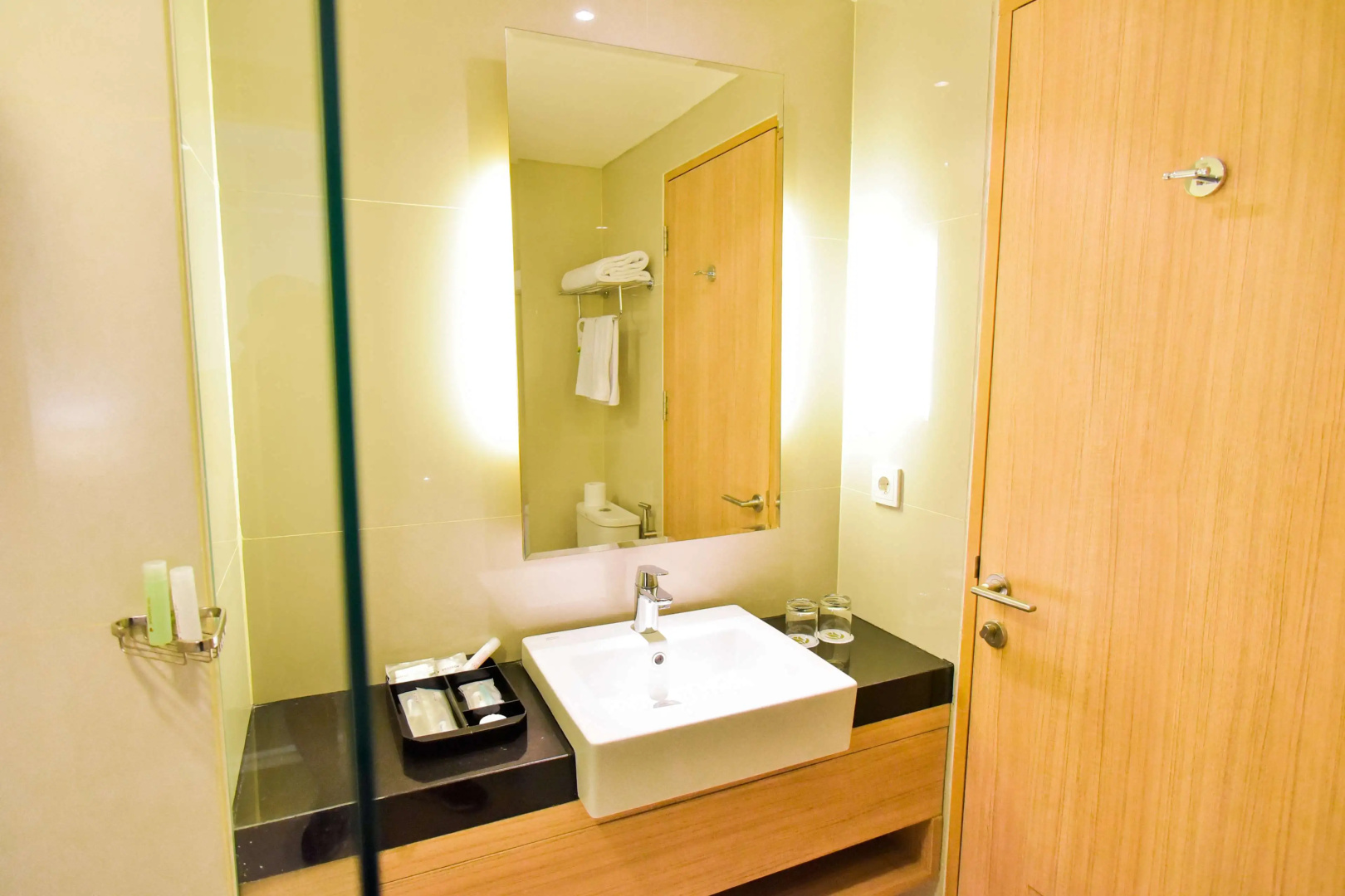 Photo - Golden Tulip Essential Tangerang