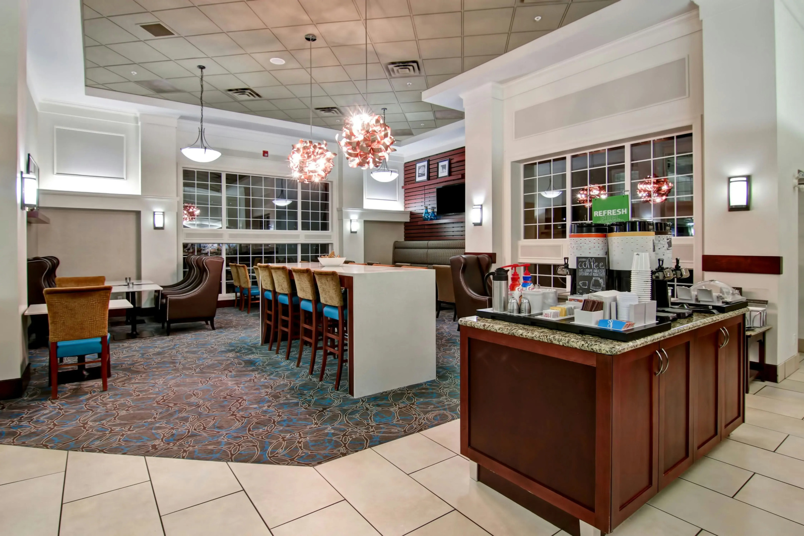 Foto - Hampton Inn & Suites by Hilton Calgary-Airport