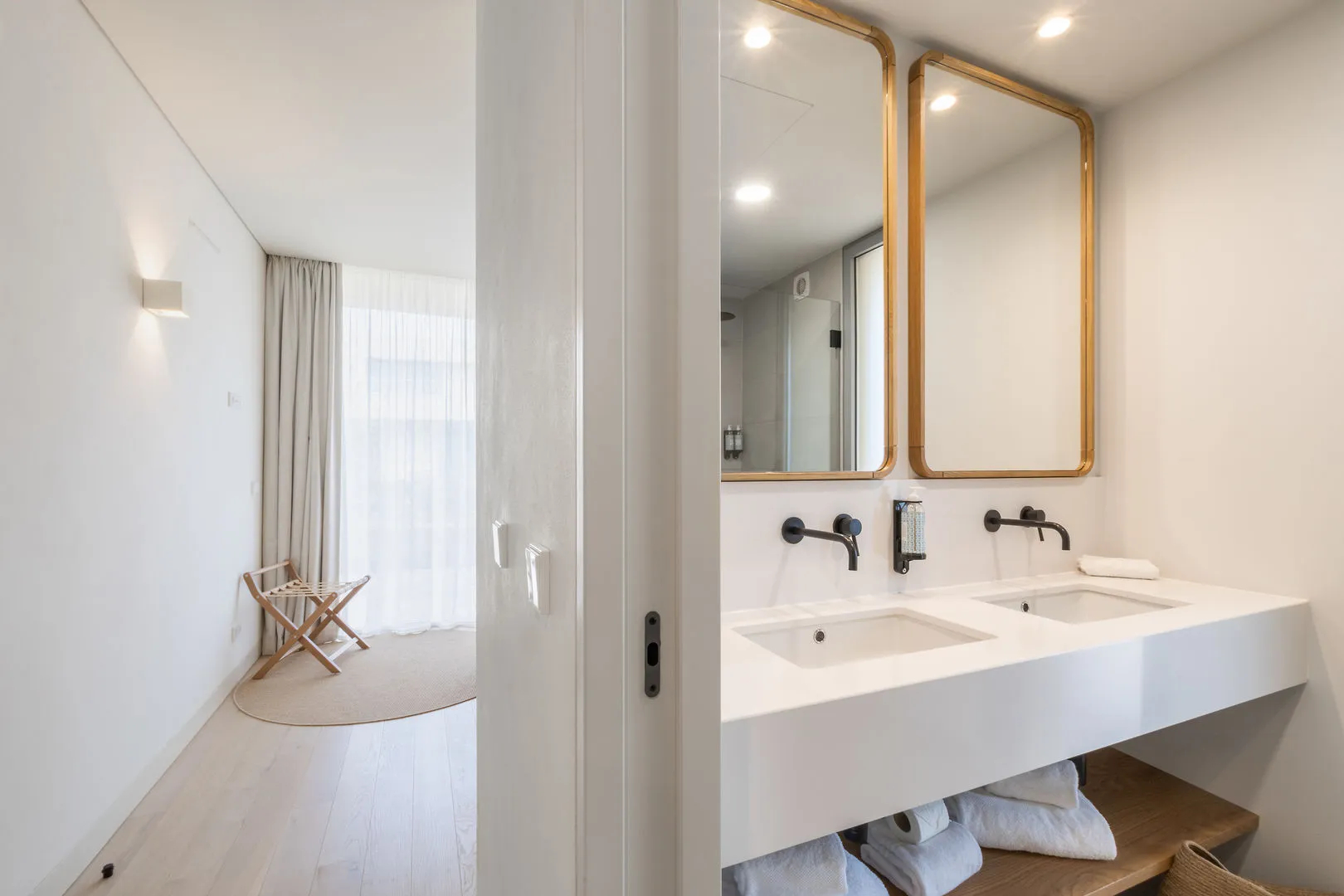 Photo - White Shell Beach Villas