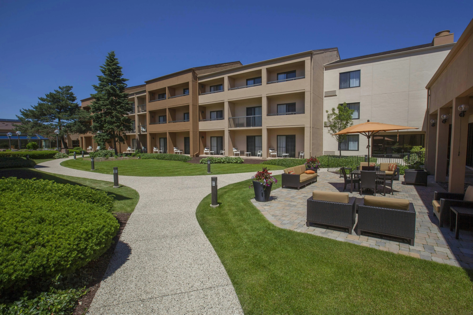 Photo - Courtyard by Marriott Chicago Highland Park/Northbrook