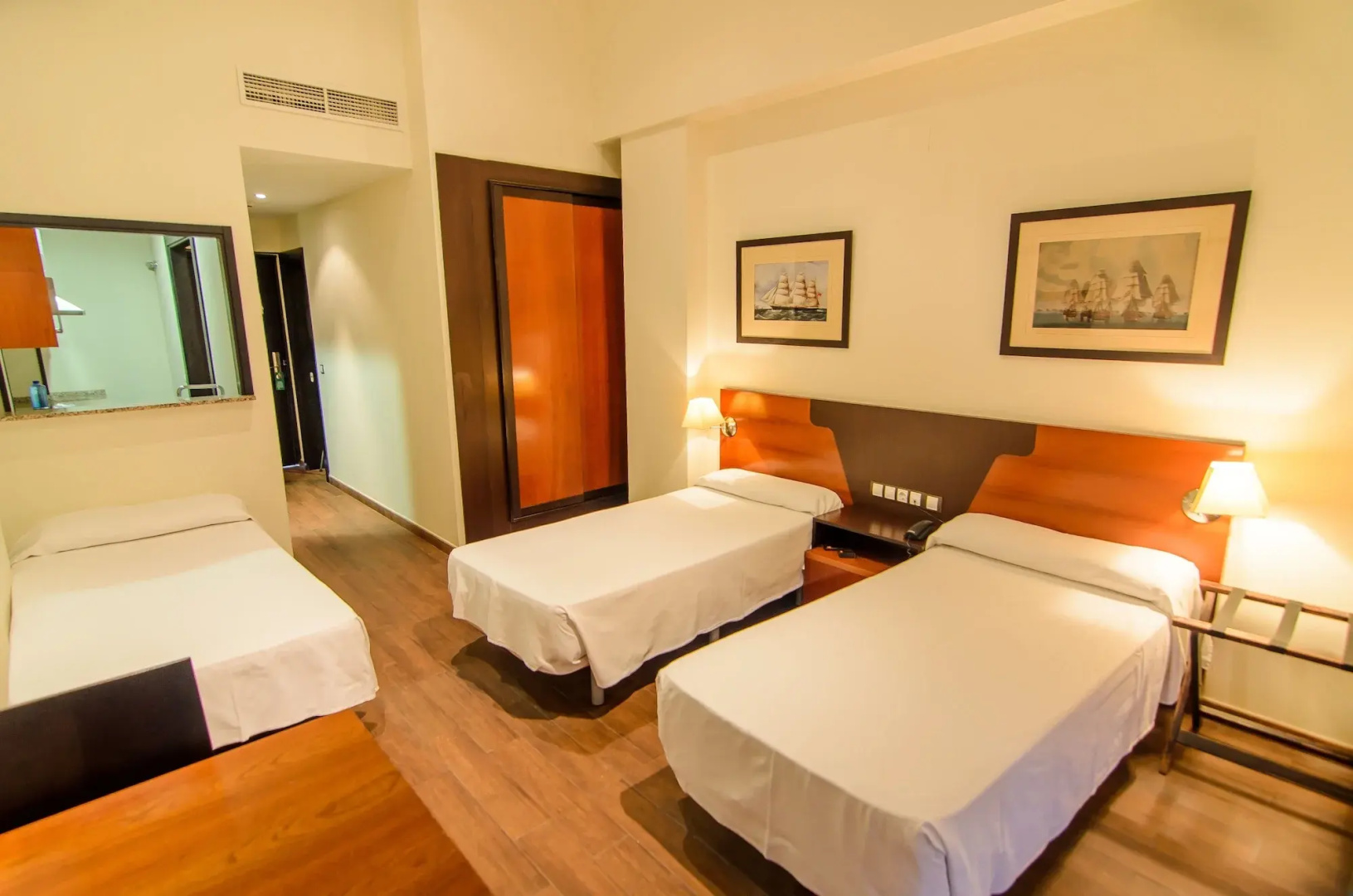 Photo - Hotel Apartamento Martín Alonso Pinzón