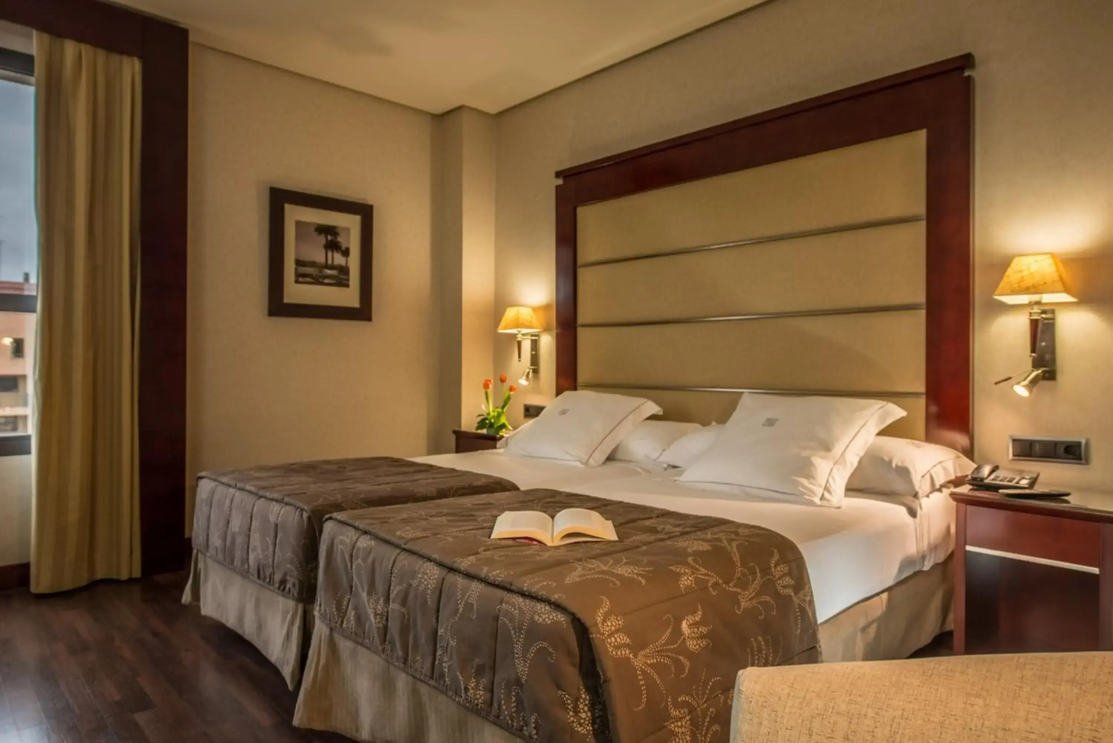 Photo - Hotel Valencia Center