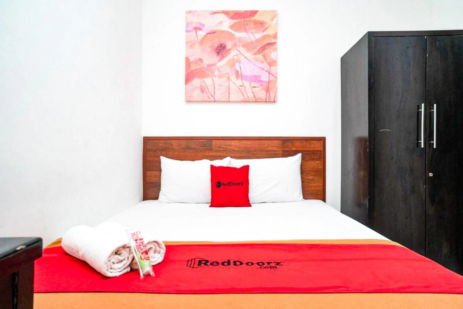 Foto - RedDoorz Plus @ Pasar Baru