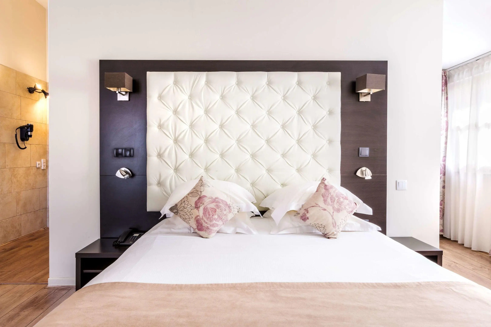 Photo - Le Marquis de La Baume Hotel