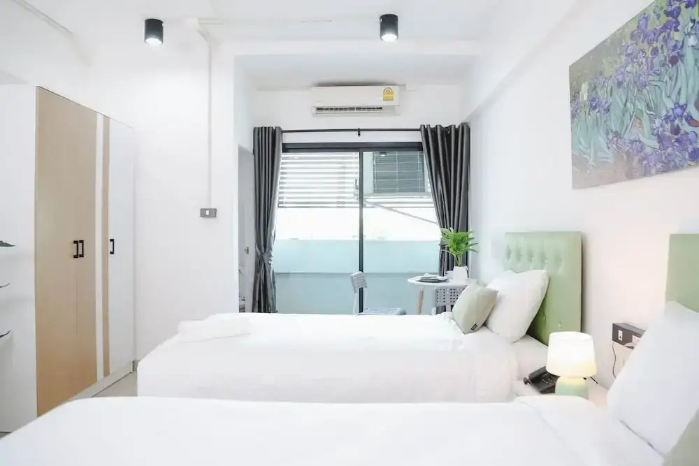 Photo - Chana Bangkok Hotel