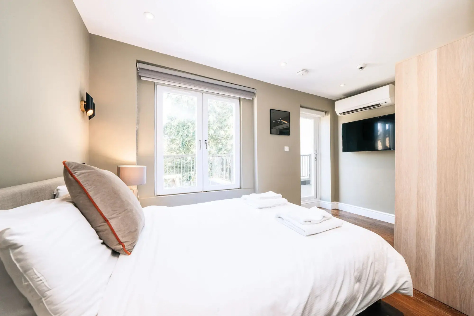 Foto - The Knaresborough by Nestor