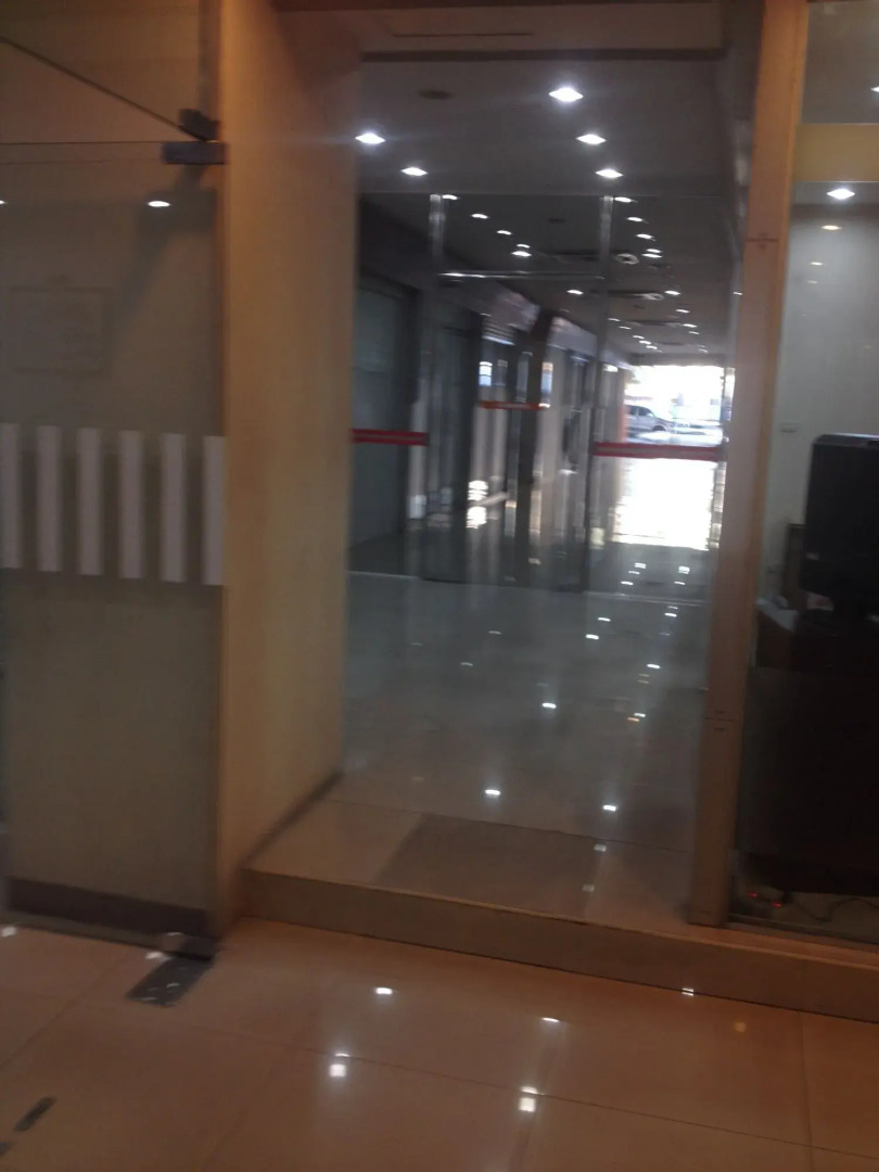 Photo - Mall Suites Hotel