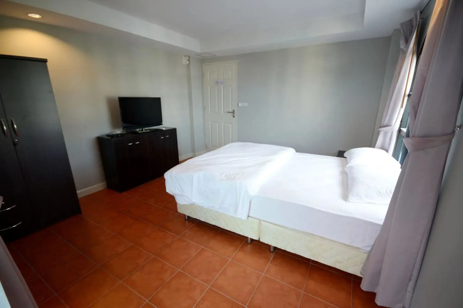 Photo - Resortel Lat Phrao 91