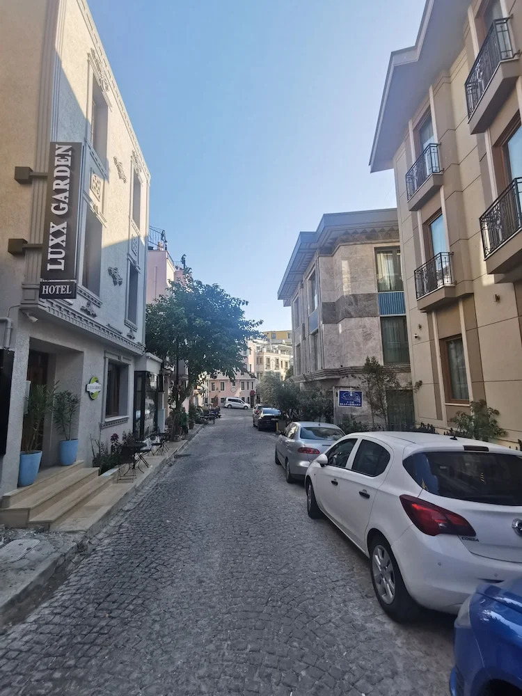 Photo - Luxx Garden Hotel