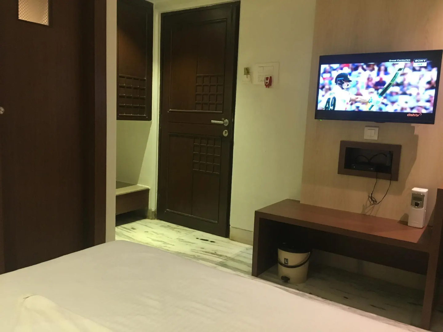 Foto - Pravasi Residency