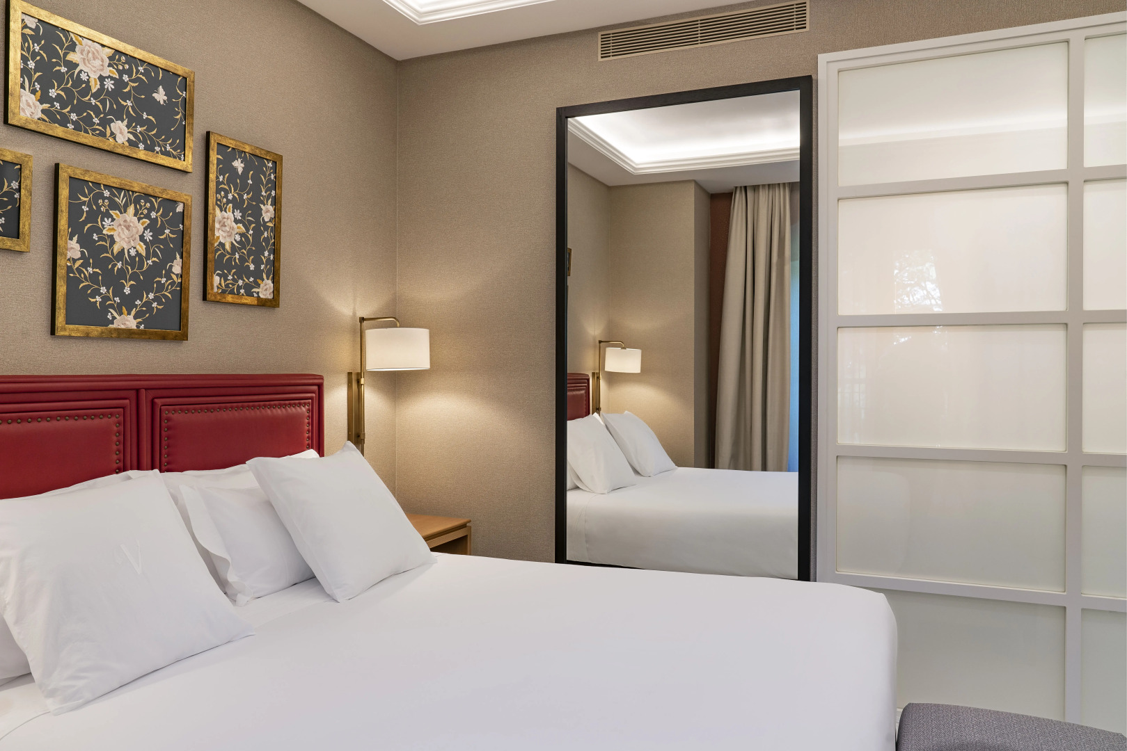 Photo - Vincci Molviedro Suites Apartments