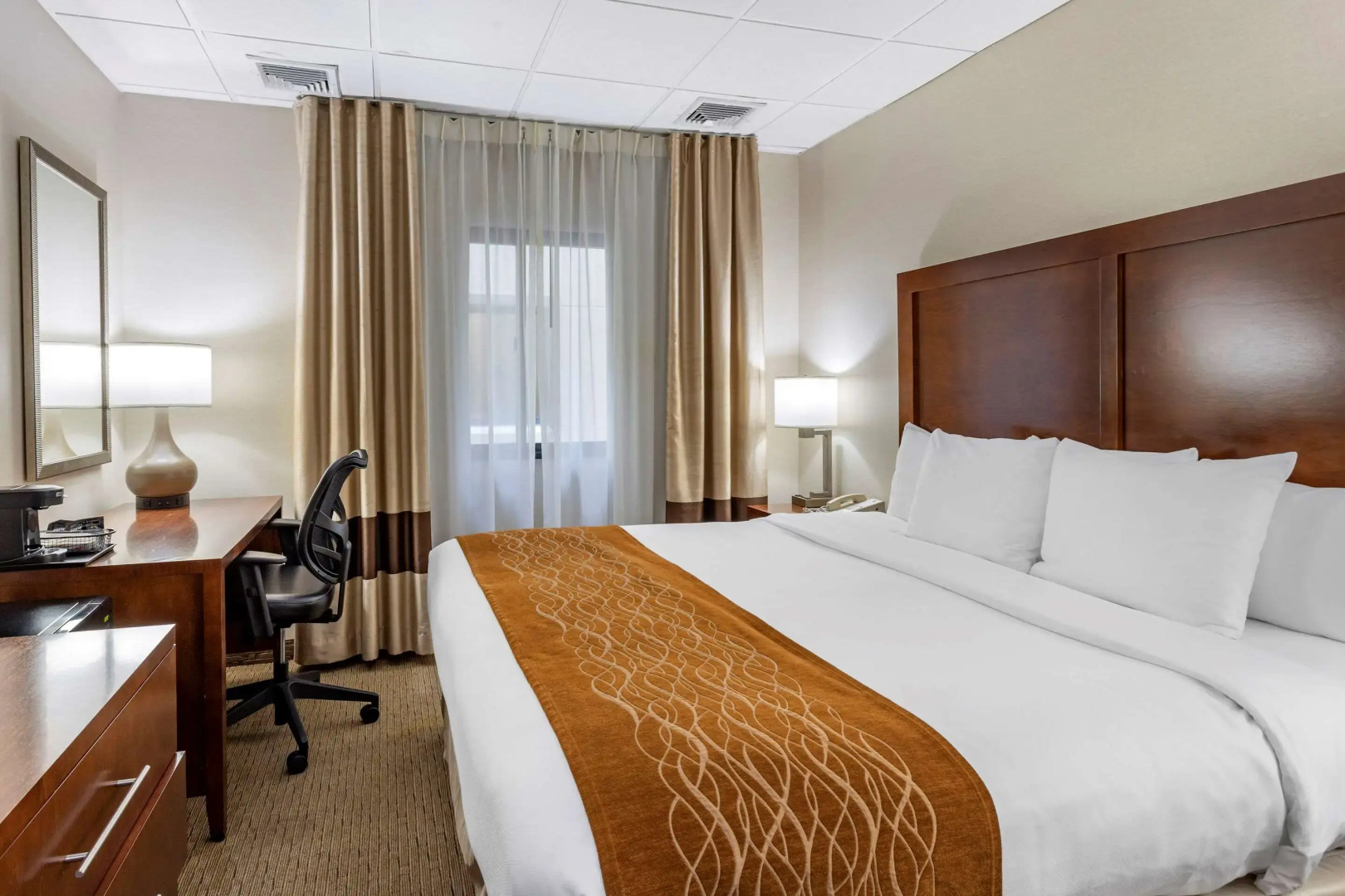Photo - Comfort Inn Syosset-Long Island