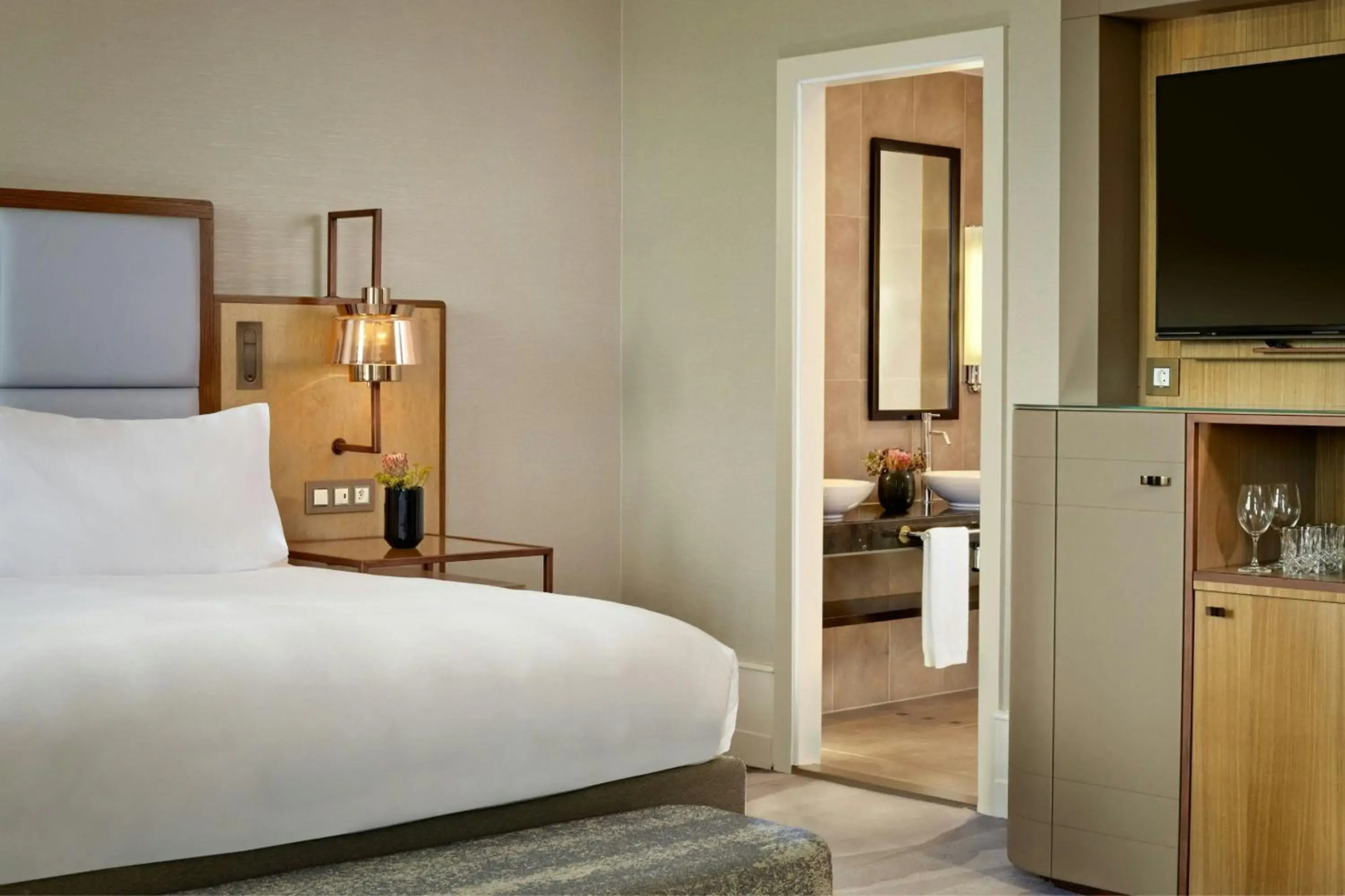 Photo - The Ritz-Carlton Hotel de la Paix, Geneva