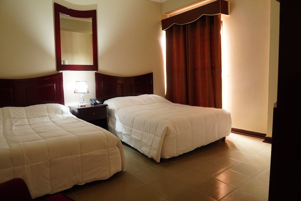 Photo - Regency Suites Hotel