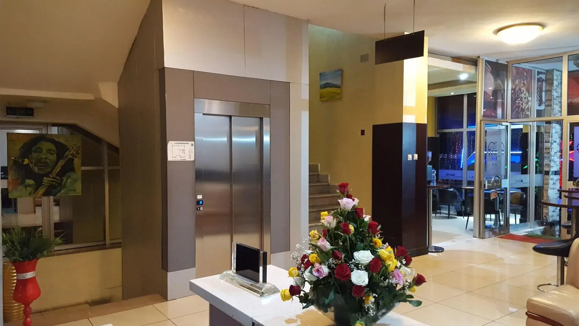 Photo - Trinity Hotel