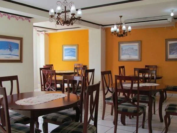 Photo - Hotel Villa Serena San Benito