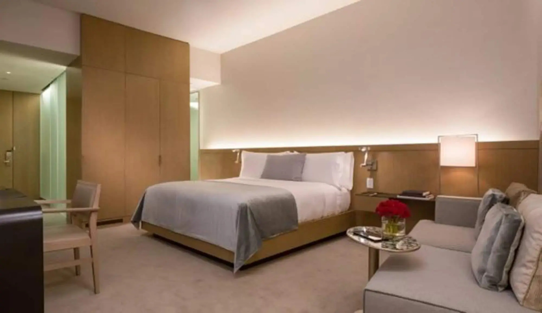 Photo - The Knickerbocker