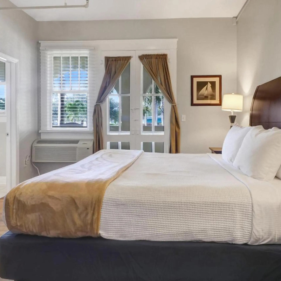 Photo - Crystal Bay Historic Hotel