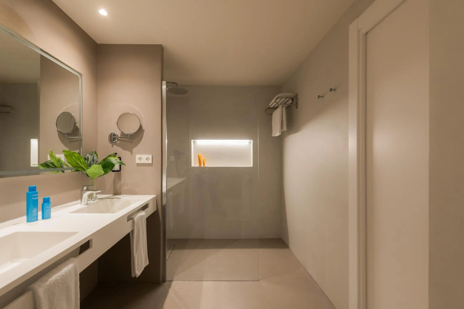 Photo - Eurosalou Hotel & Spa