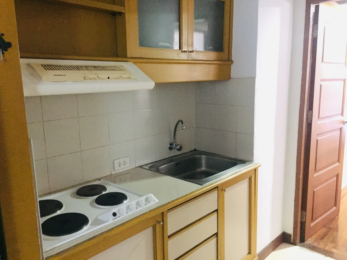 Photo - Mall Suites Hotel