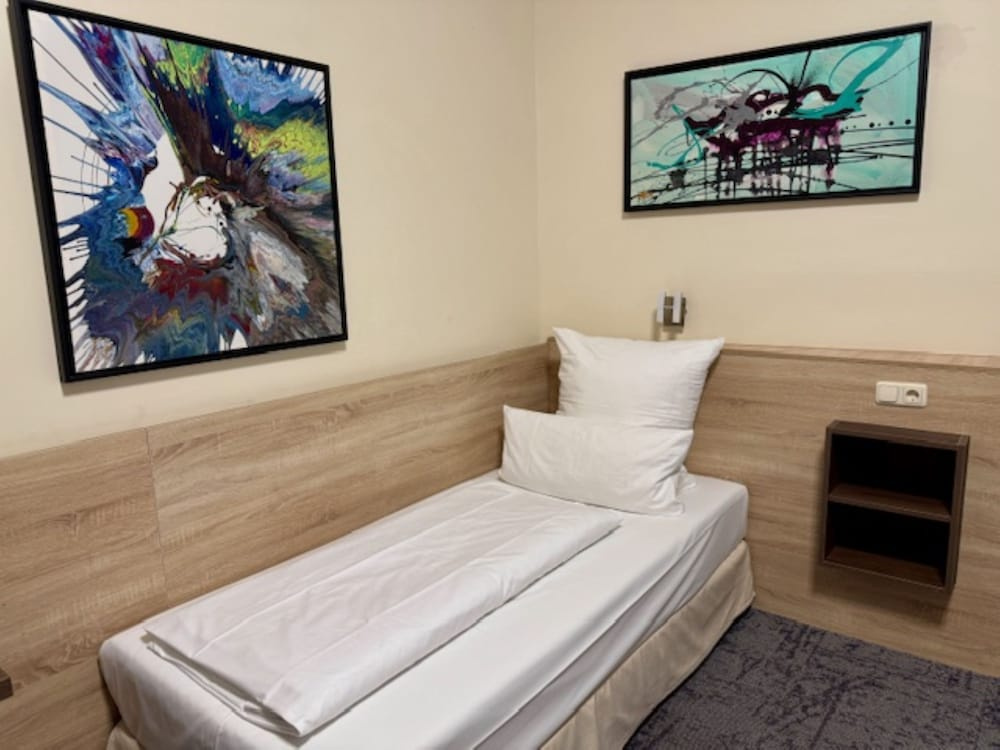Photo - Hotel Central