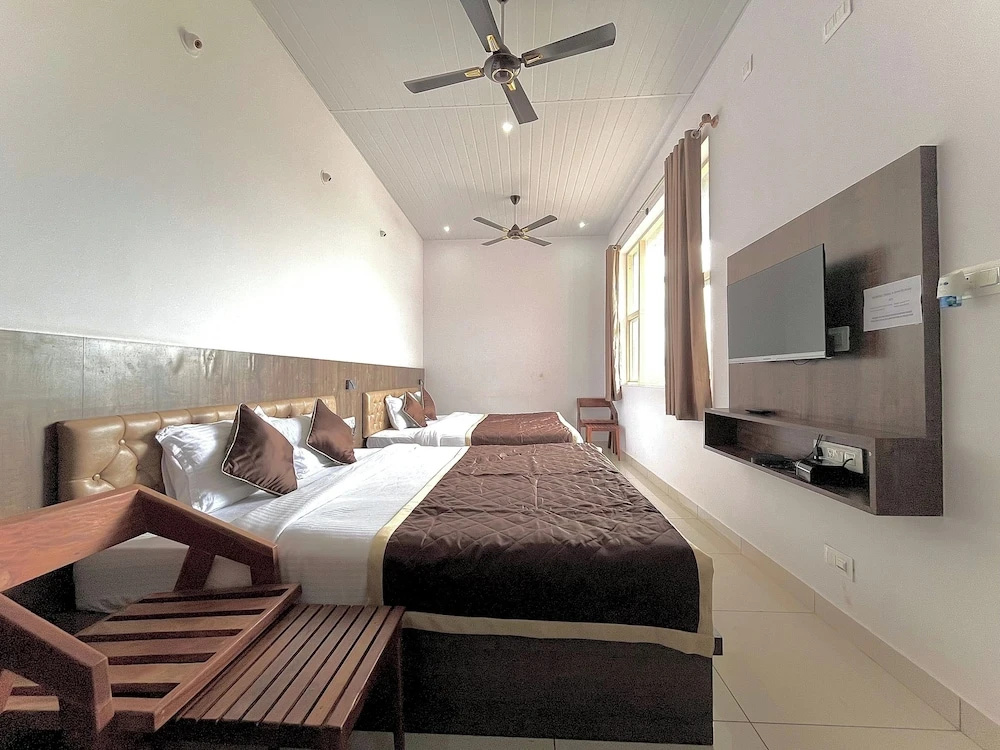 Lucent The Homely Hotel
