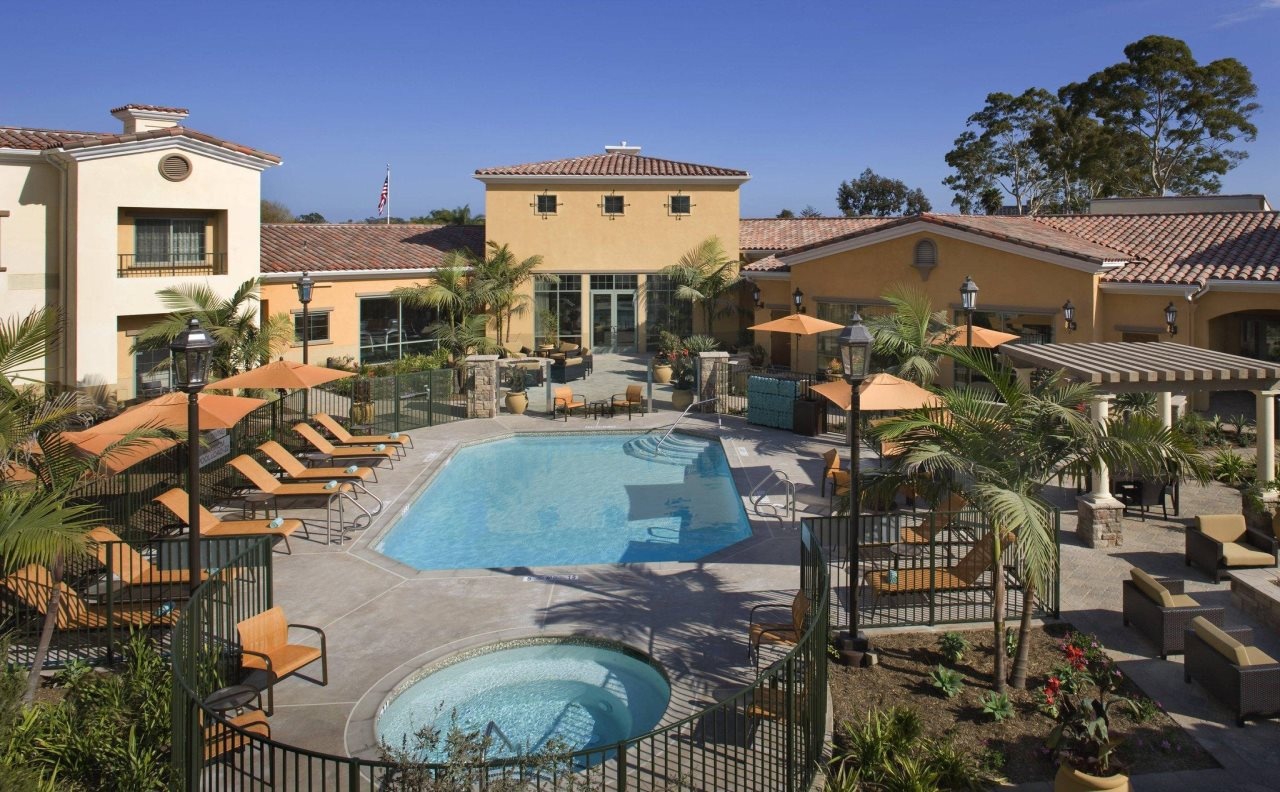 Photo - Courtyard Santa Barbara Goleta