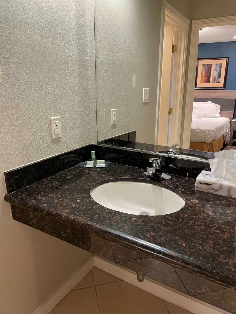 Photo - SureStay Hotel by Best Western San Rafael