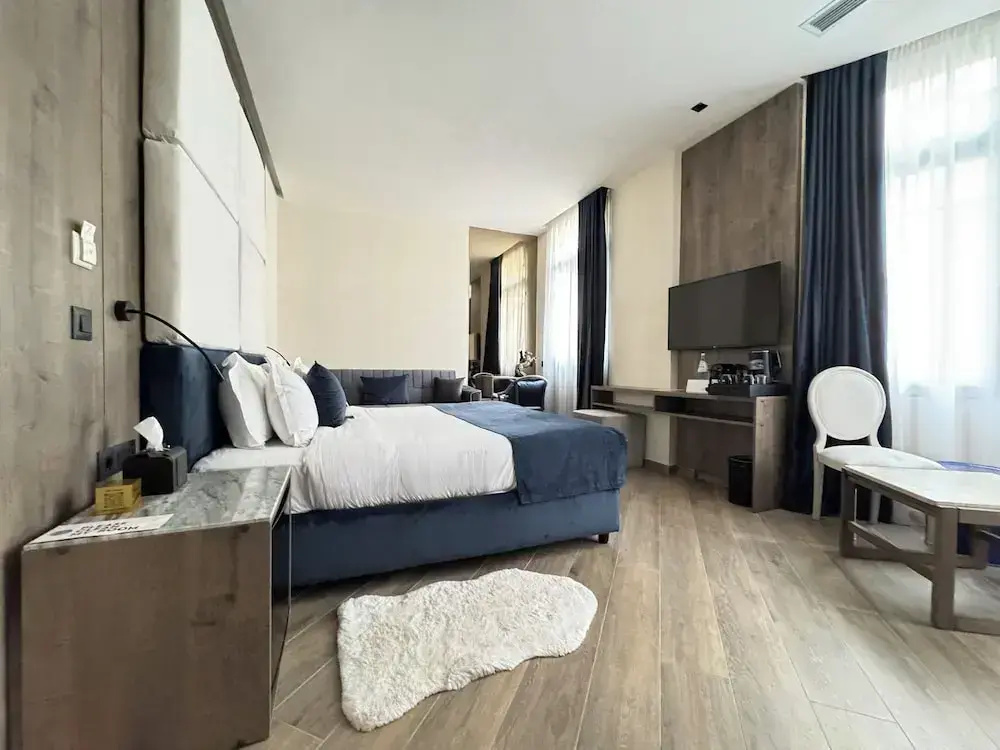 Photo - Athens The L7 Str - Luxury Boutique Collection Hotel