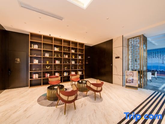 Venus International Hotel (Yuelushan University)
