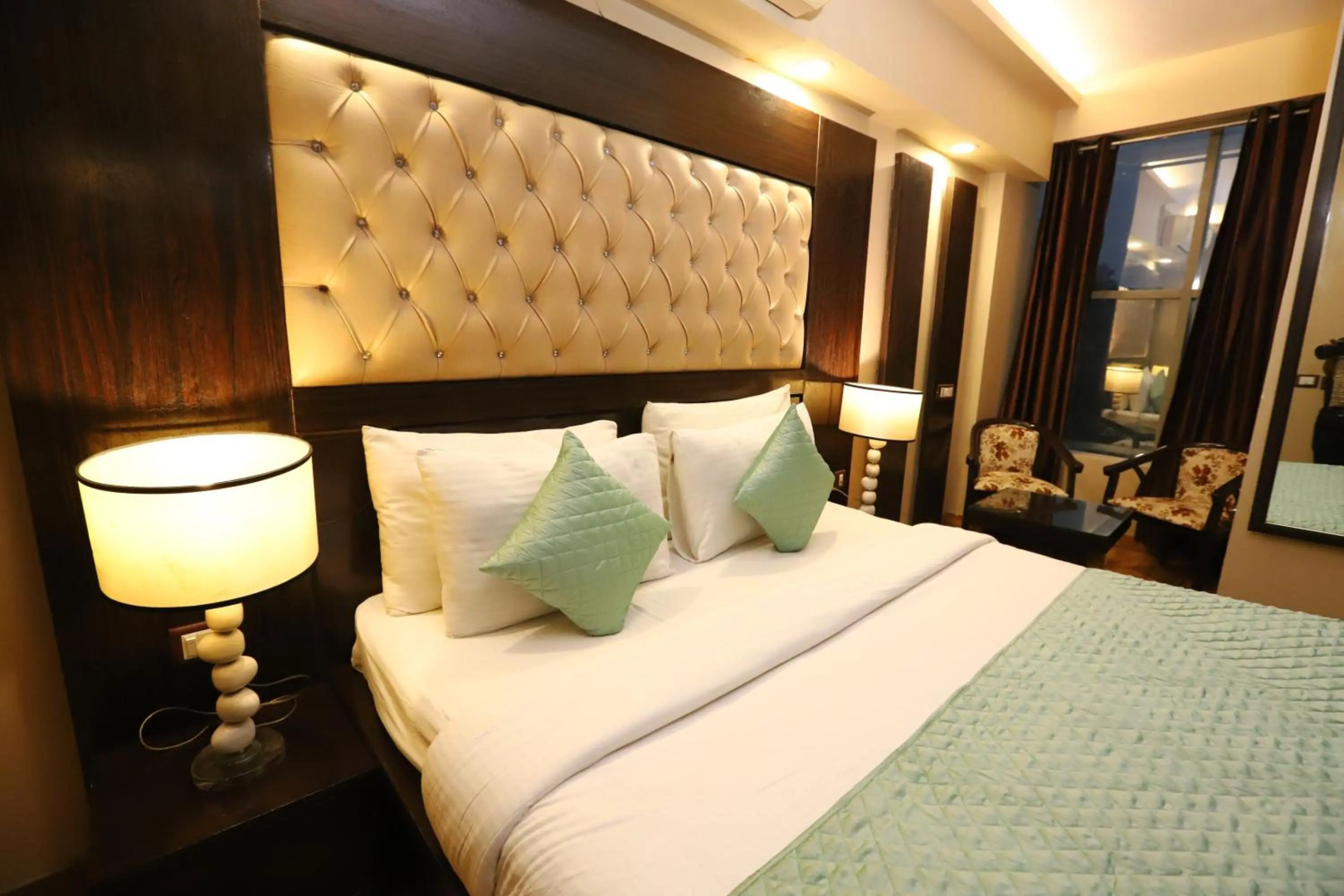 Foto - Hotel Palm Grand Naraina New Delhi - Couple Friendly Local IDs Accepted