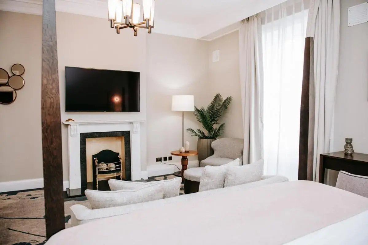 Photo - Mottram Hall