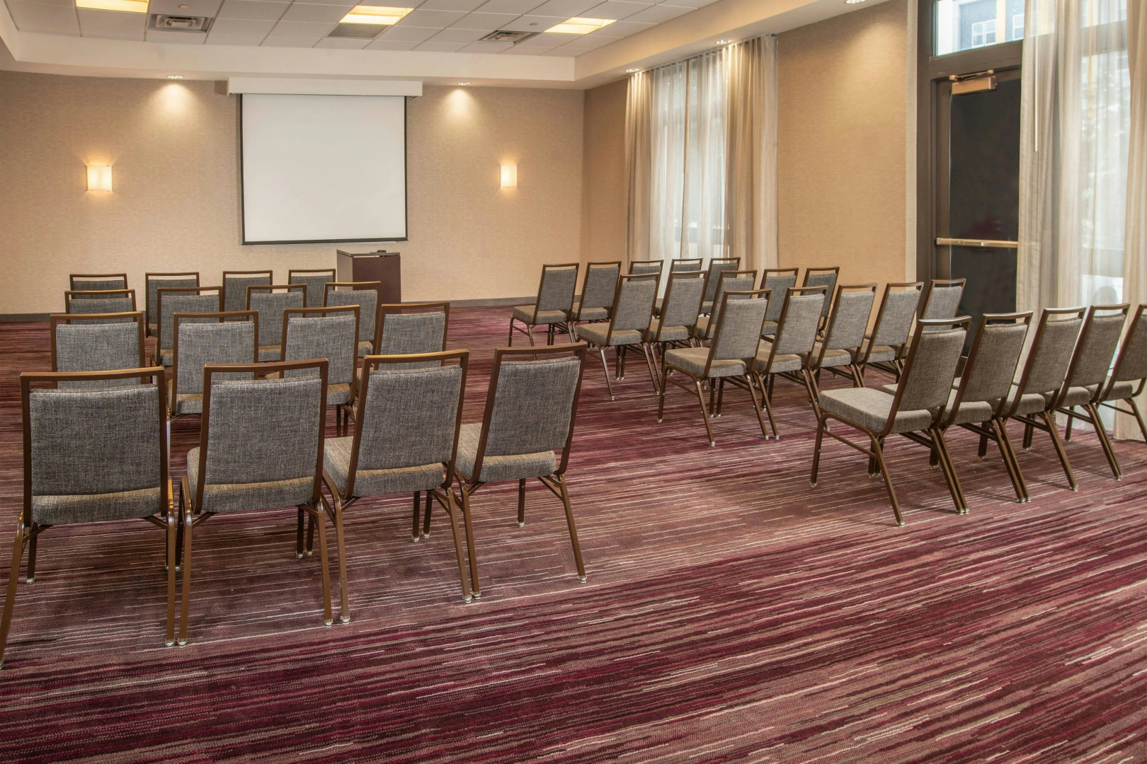 Photo - Courtyard by Marriott Dunn Loring Fairfax