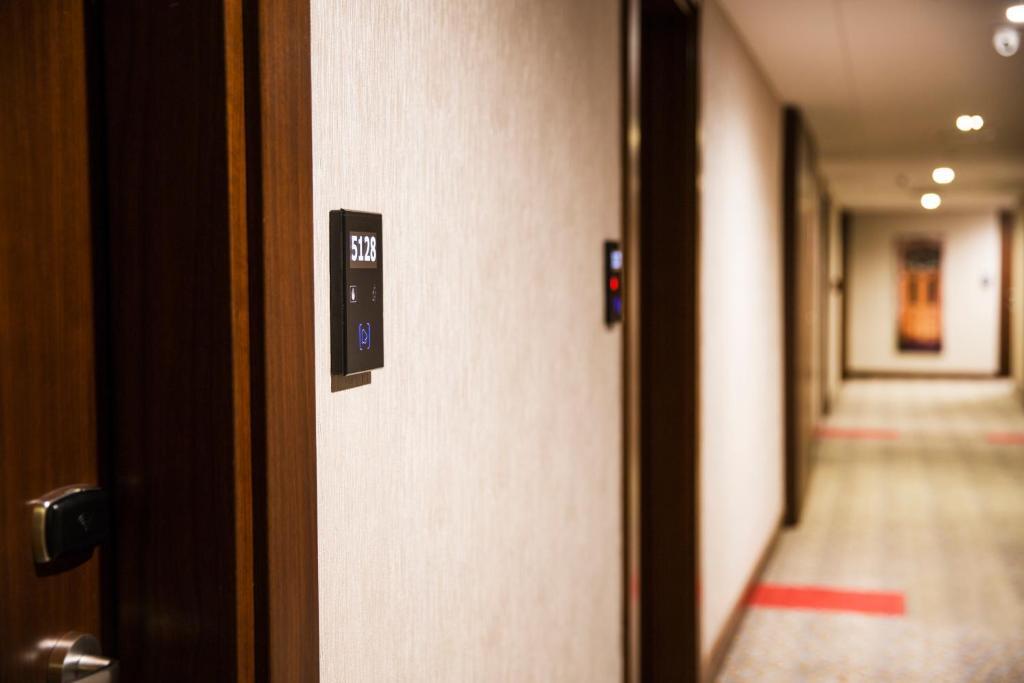 Photo - Grand Aras Hotel & Suites