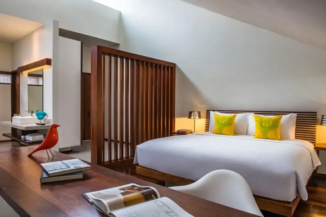 Photo - The Aviary Hotel