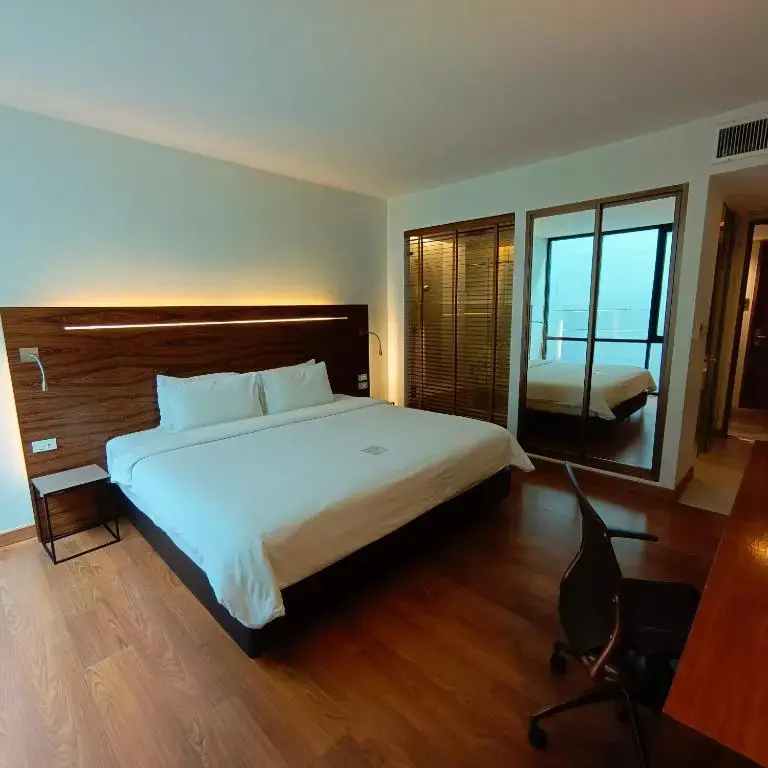 Photo - Sacha's Hotel Uno