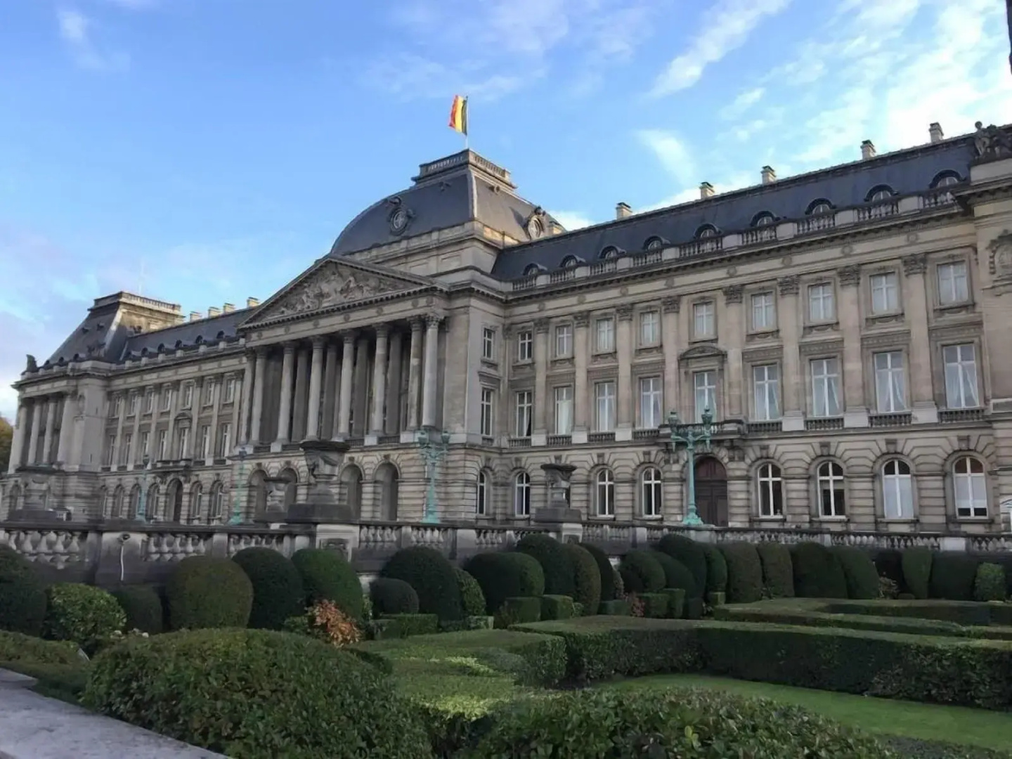 Photo - The Usual Brussels