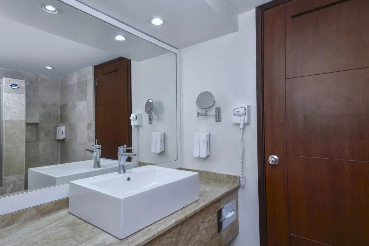 Photo - Krystal Ixtapa All Inclusive