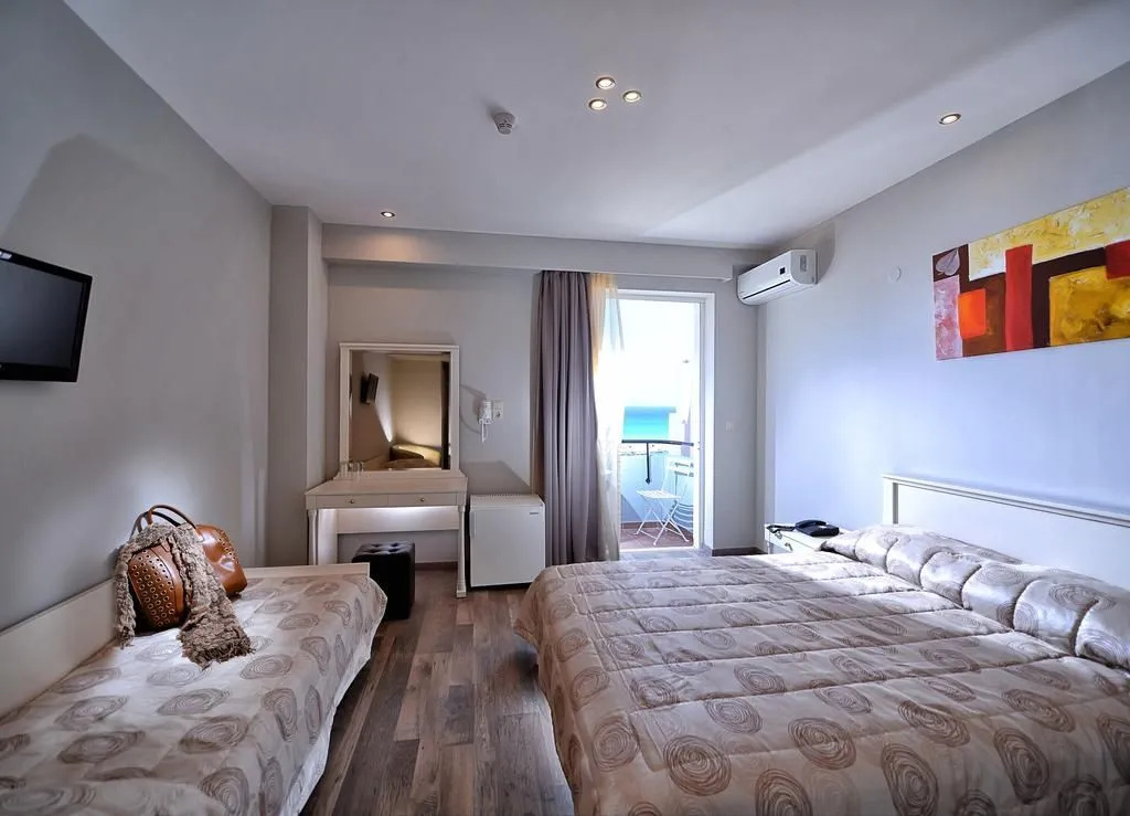 Photo - Irini Hotel