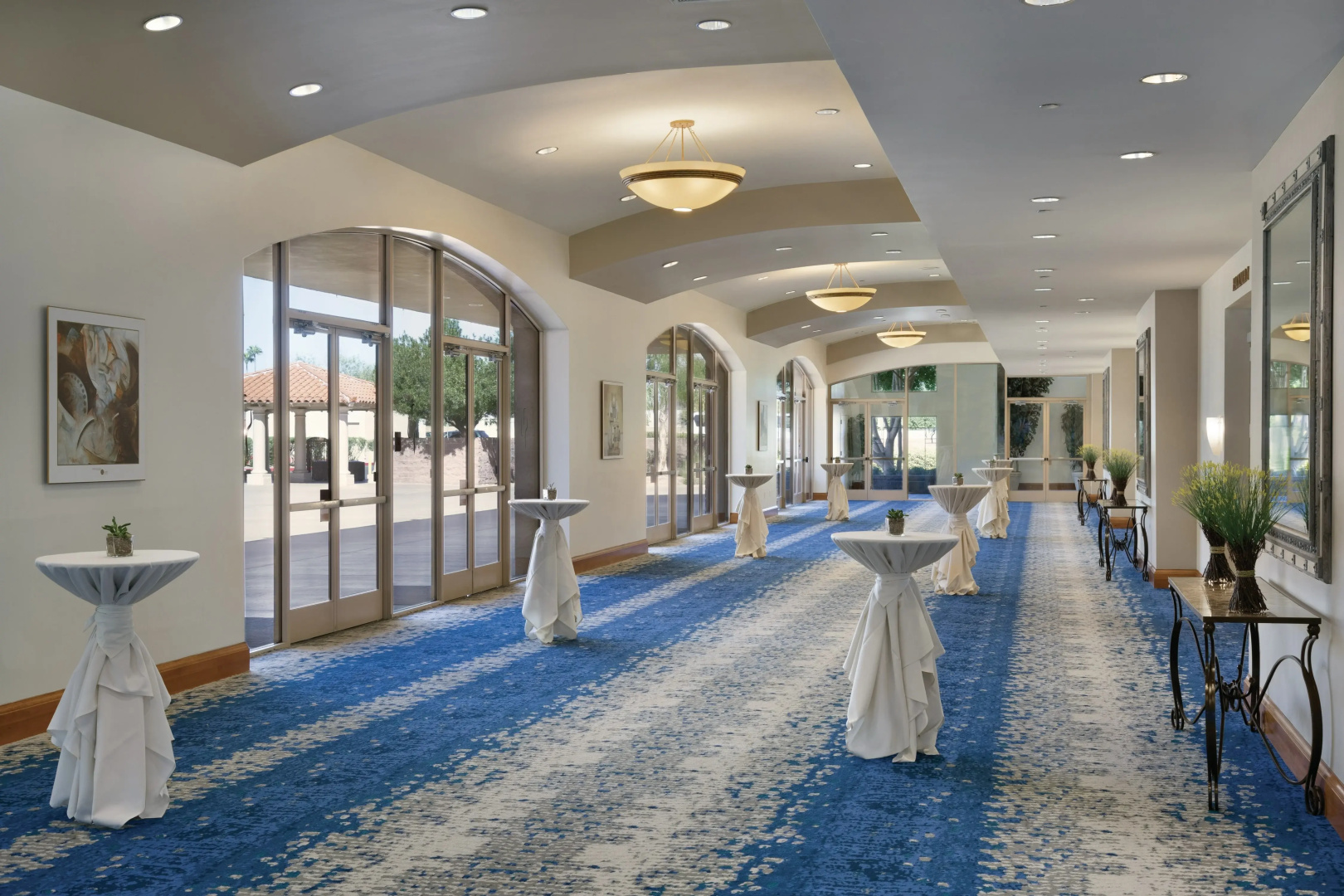 Photo - Embassy Suites by Hilton Scottsdale Resort