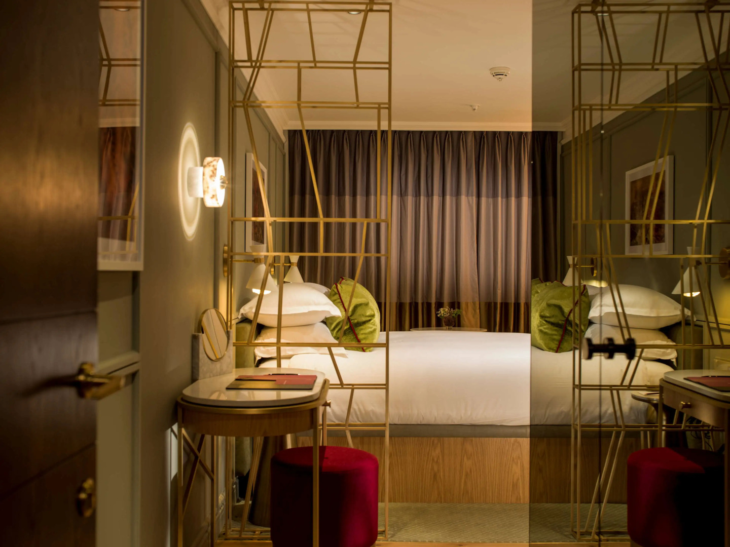 Photo - The Guardsman - Preferred Hotels and Resorts