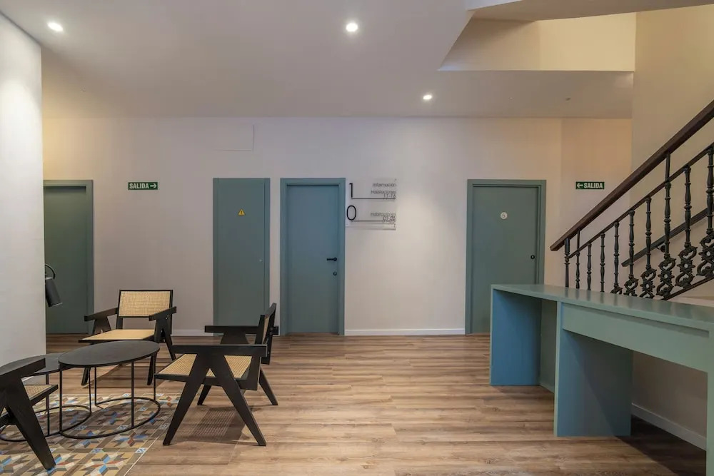 Foto - VLC HOST - Reina 168